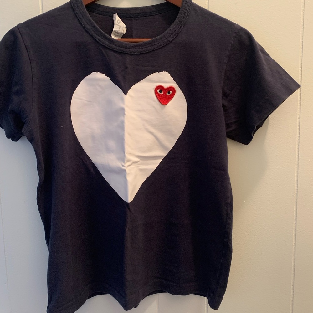 Play comme des garçons shirt